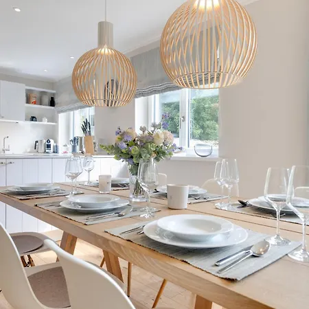 Grosses Wohnzimmer *